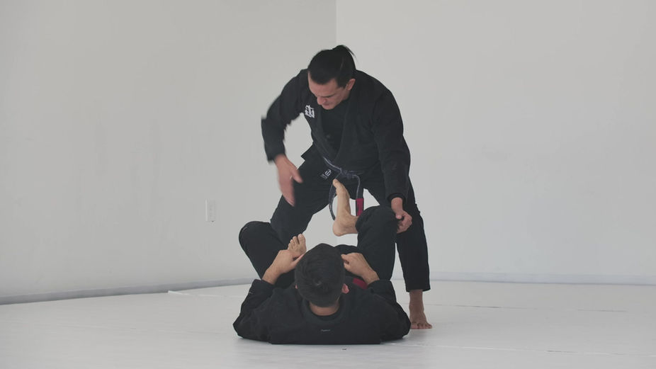 1.4 | LEG DRAG